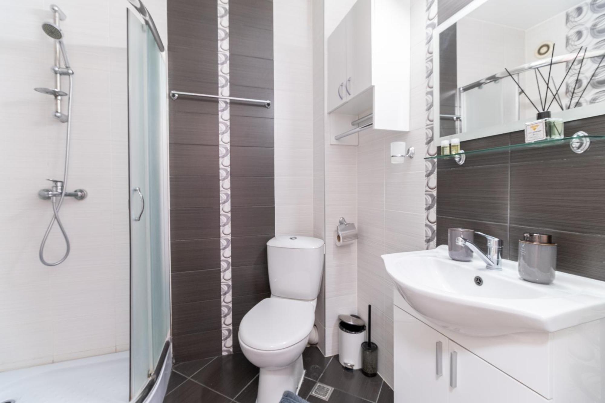 Comfortable 2Br Urban Getaway In City Center Пловдив Экстерьер фото
